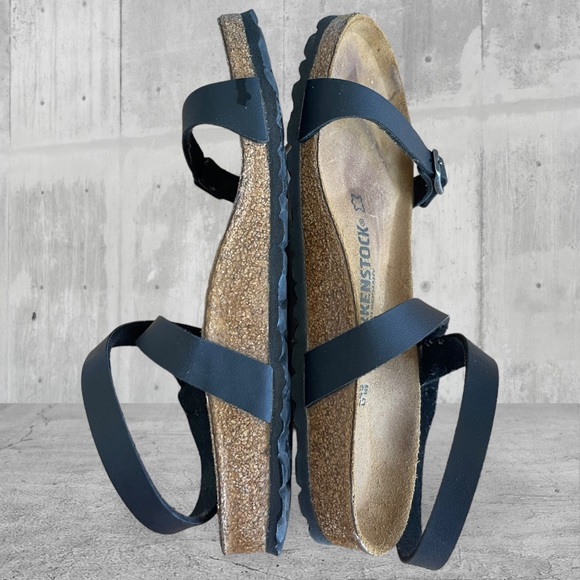 Birkenstock Daloa Ankle Strap Black Sandals - Picture 7 of 12